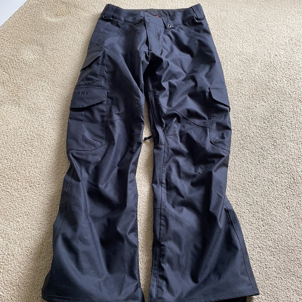 Men’s black Burton dry ride snowboard pants medium